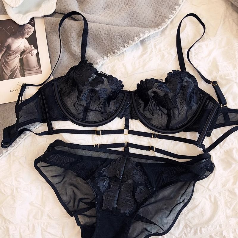 Lingerie Florale