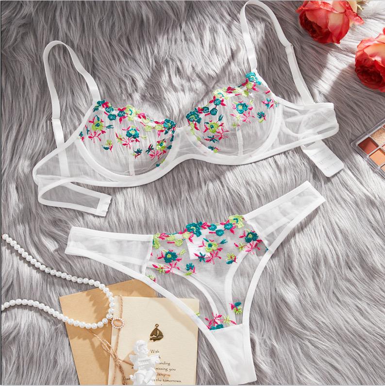 Ensemble de soutien-gorge string sexy ultra-fin